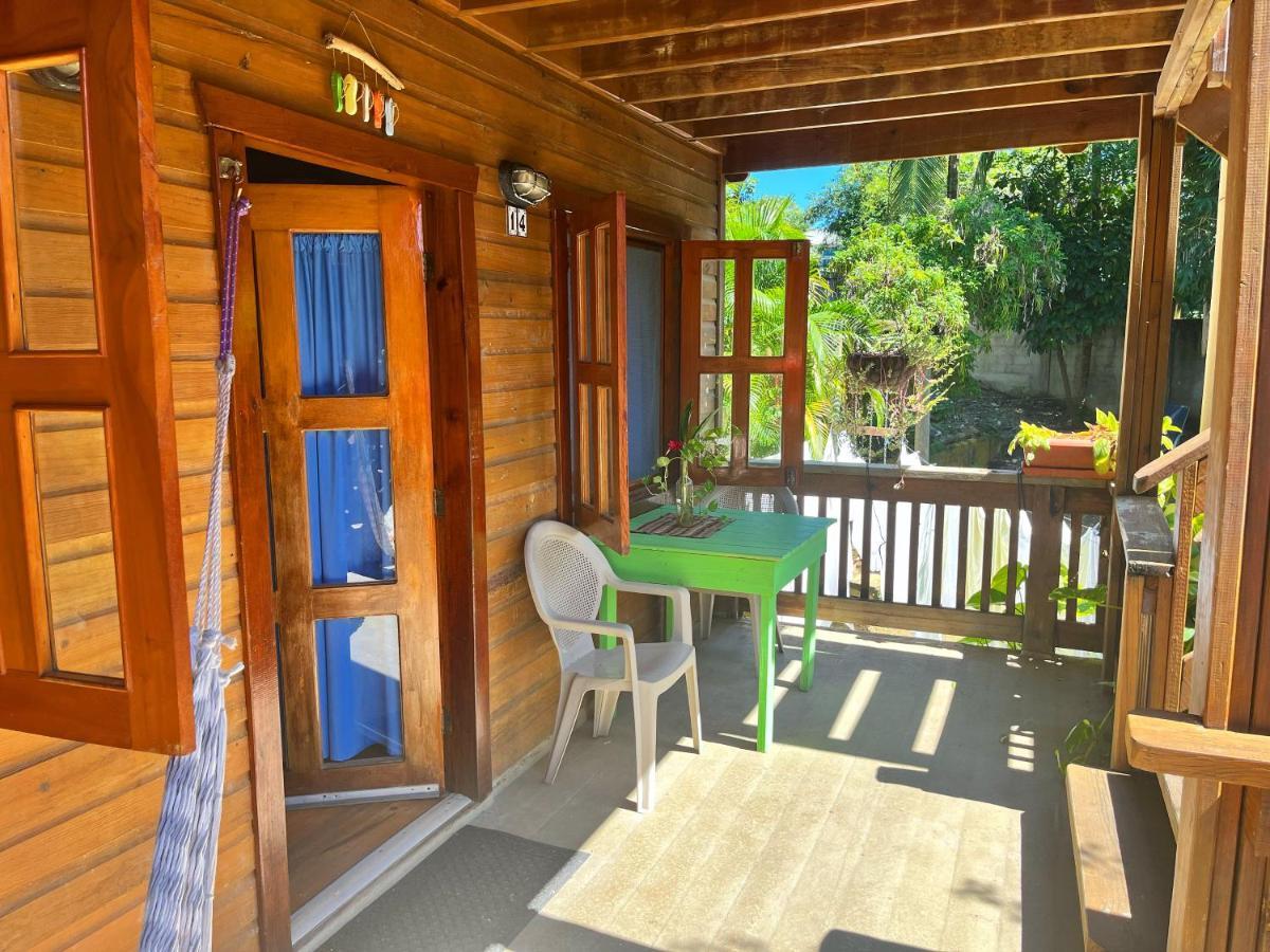 Seabreeze Inn 웨스트 엔드 외부 사진